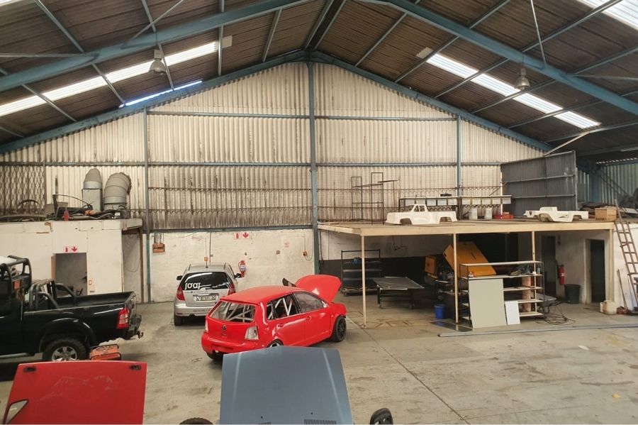 Commercial Property for Sale in Sidwell Eastern Cape